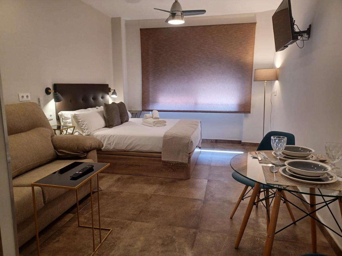 Apartamento Acogedor Junto A Calle Betis, Triana-Los Remedios 세비야 외부 사진