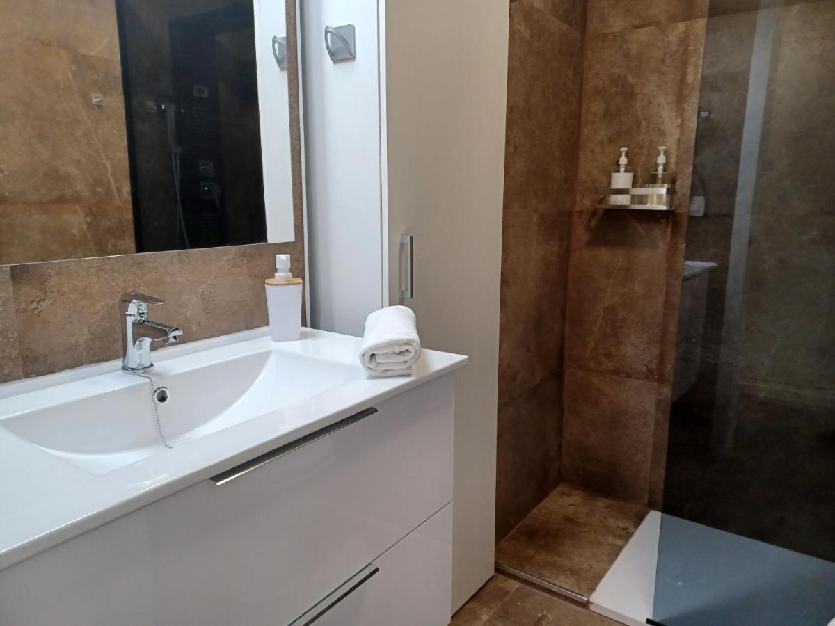 Apartamento Acogedor Junto A Calle Betis, Triana-Los Remedios 세비야 외부 사진
