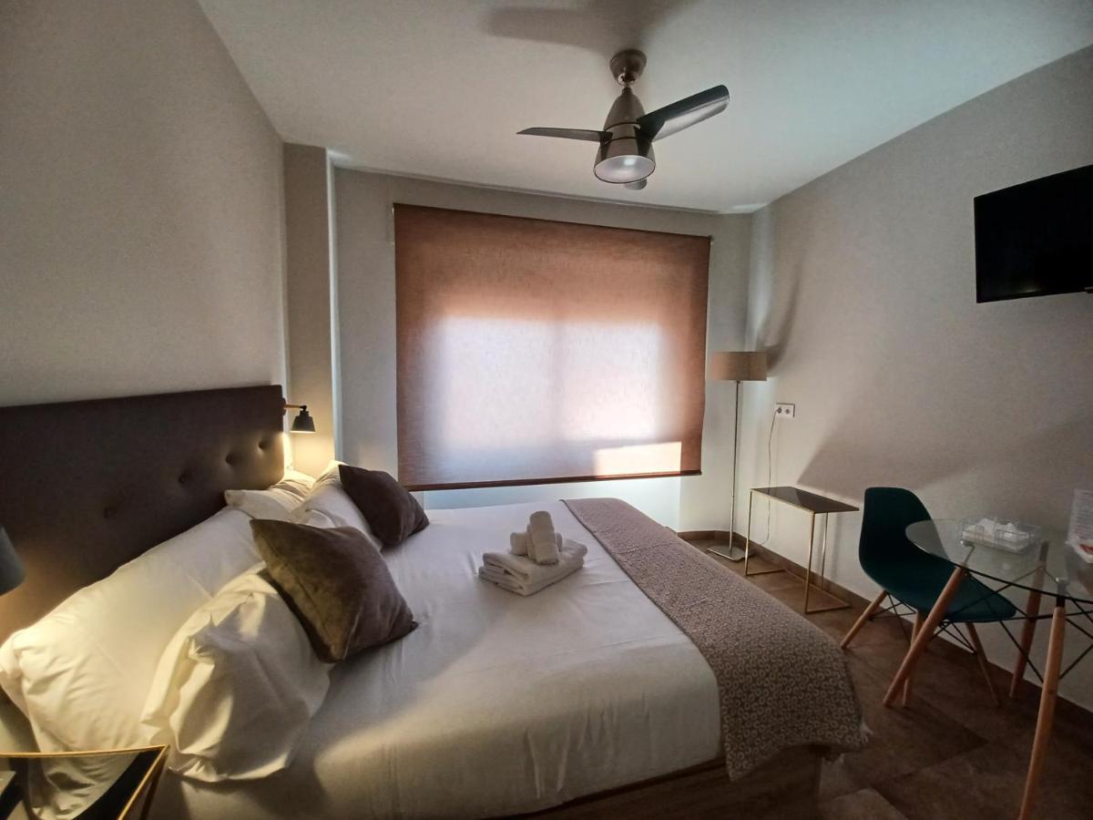 Apartamento Acogedor Junto A Calle Betis, Triana-Los Remedios 세비야 외부 사진