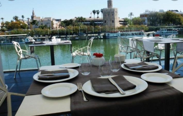 Apartamento Acogedor Junto A Calle Betis, Triana-Los Remedios 세비야 외부 사진